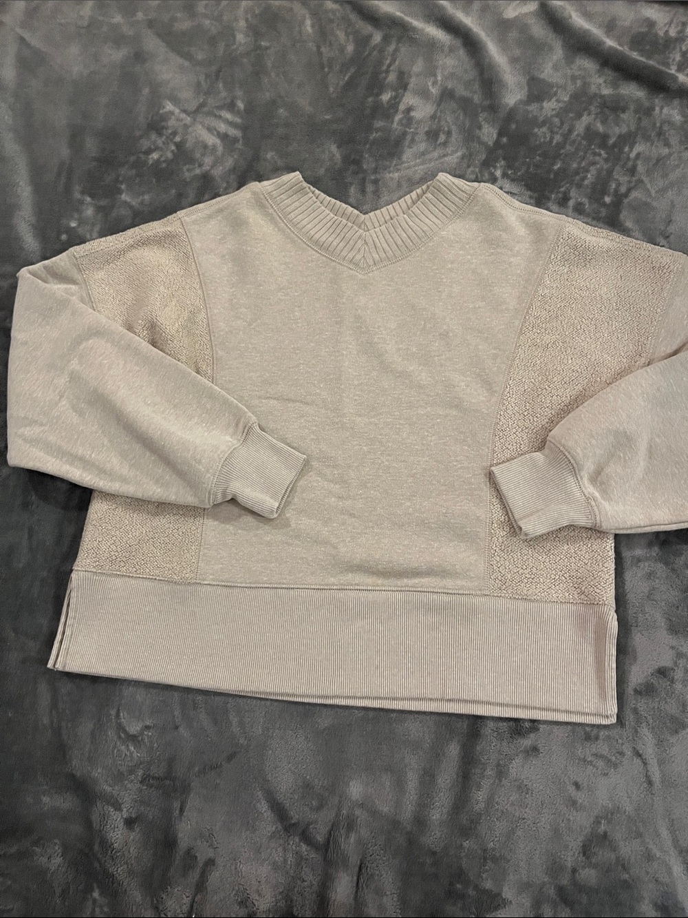 aerie V-Neck Sweater in Light Taupe